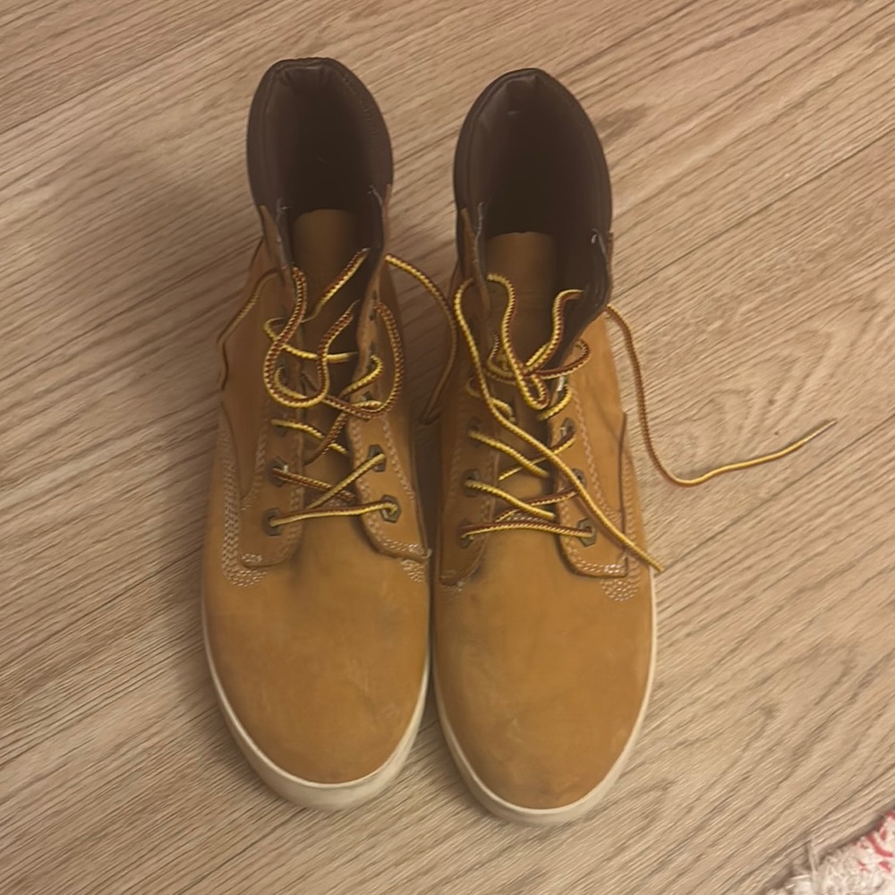 Timberland Tan Ankle Boots with Suede Finish